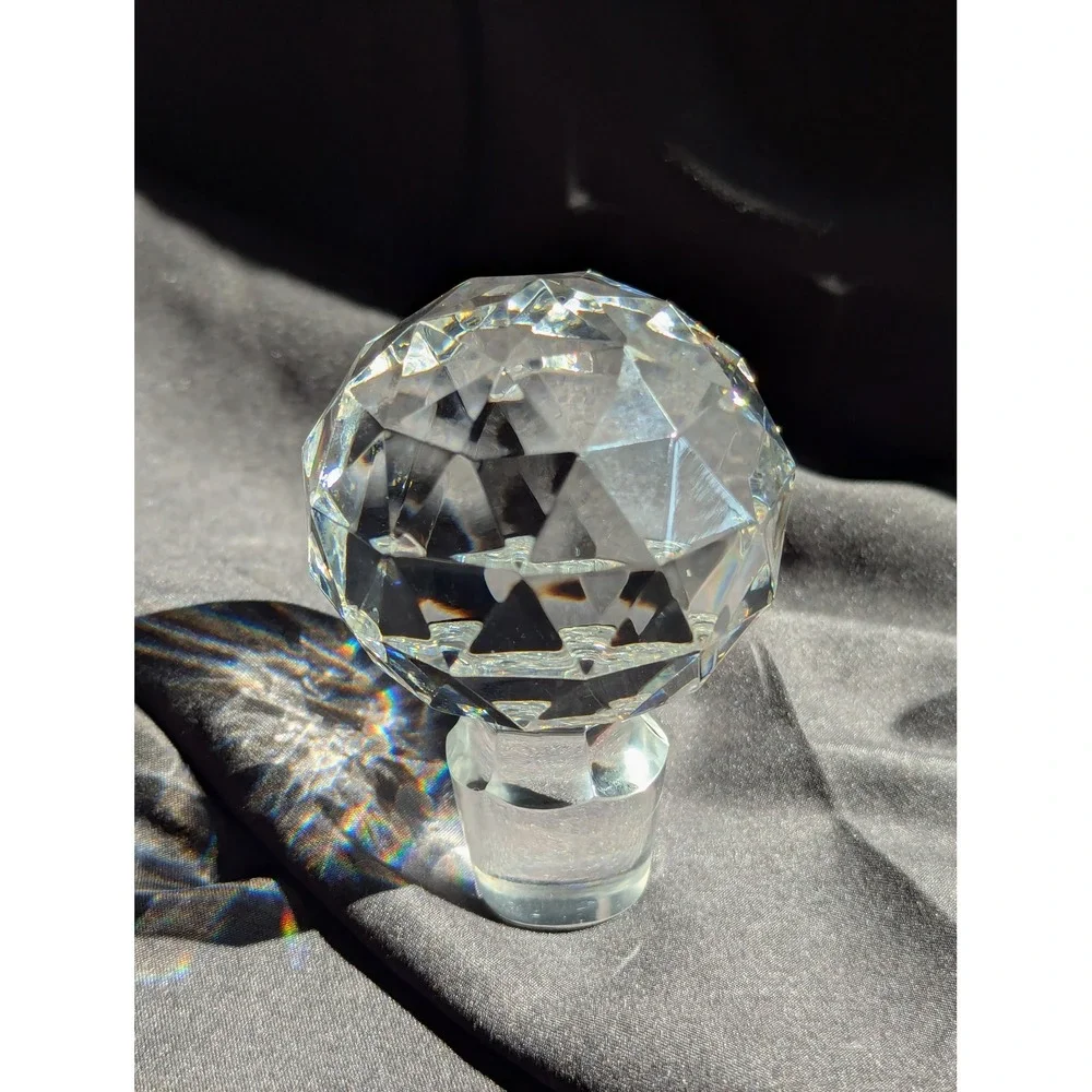 Unbranded elegant faceted